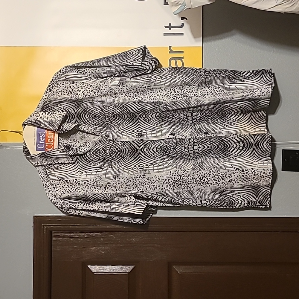 Men's dress button down shirt